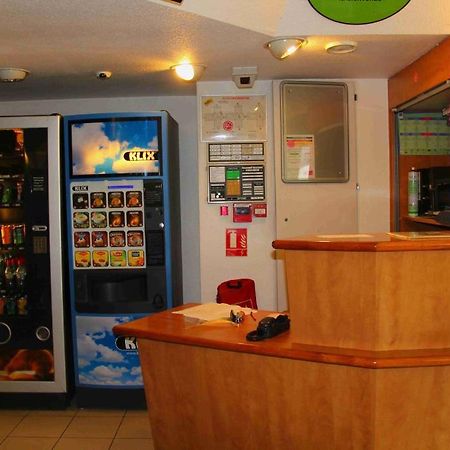 Lemon Hotel - Mery Sur Oise/Cergy Esterno foto
