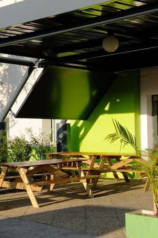 Lemon Hotel - Mery Sur Oise/Cergy Esterno foto